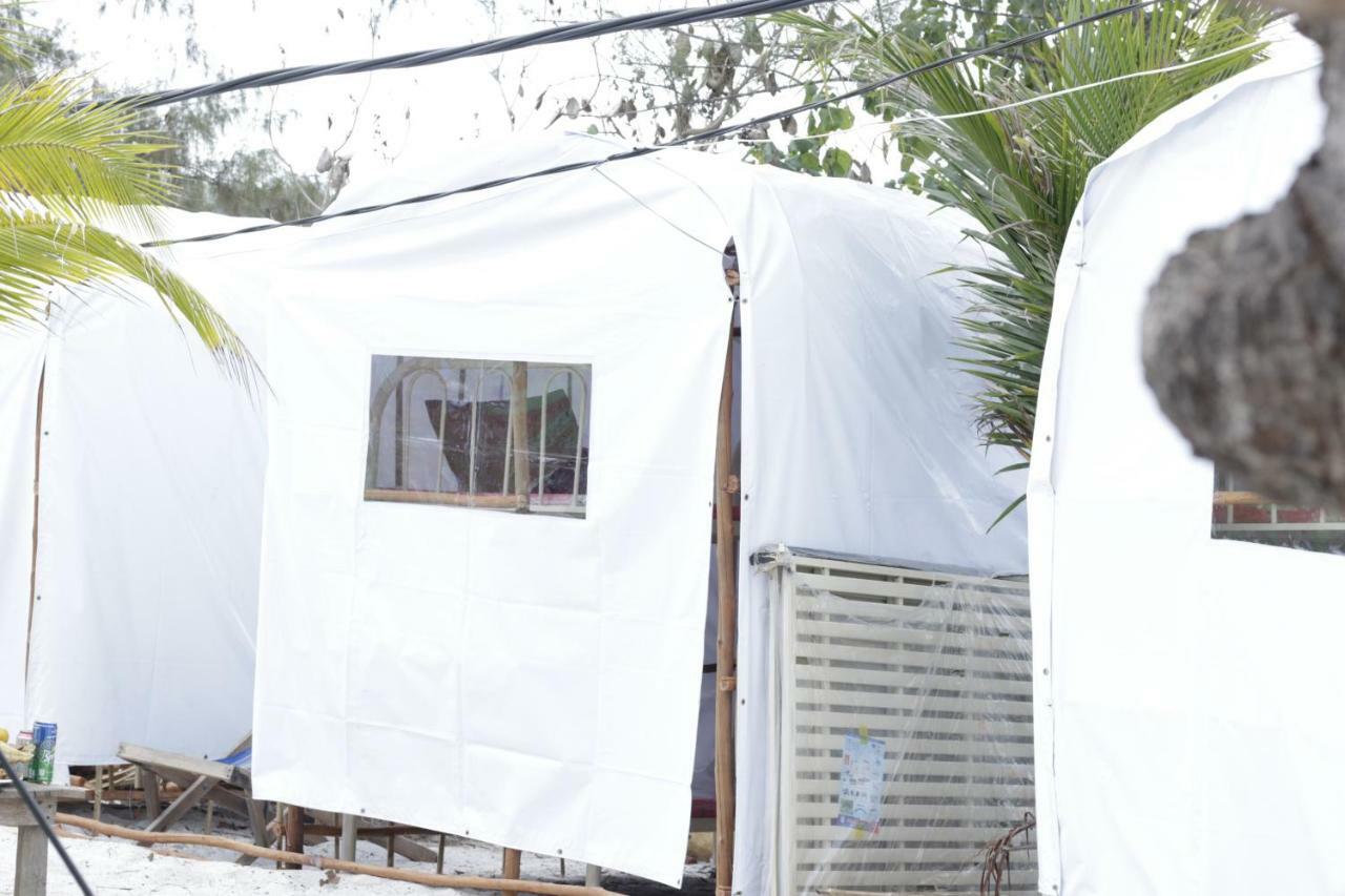 Sandbank Restaurant & Camping Koh Rong Kaoh Touch Exterior foto